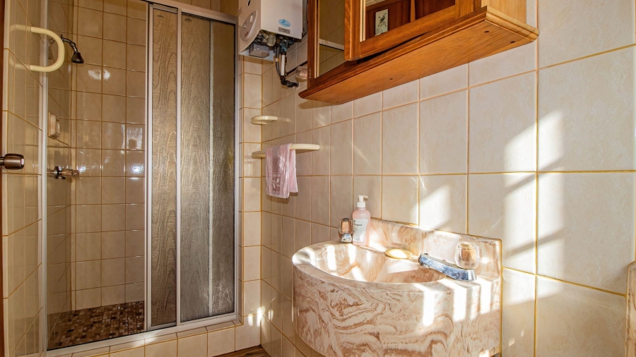 3 Bedroom Property for Sale in Kleinbaai Western Cape